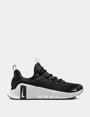 Free Metcon 6 Shoes - Black/White Free Metcon 6 Shoes - Black/White
